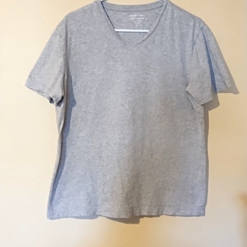BANANA REPUBLIC MEN SHIRT.